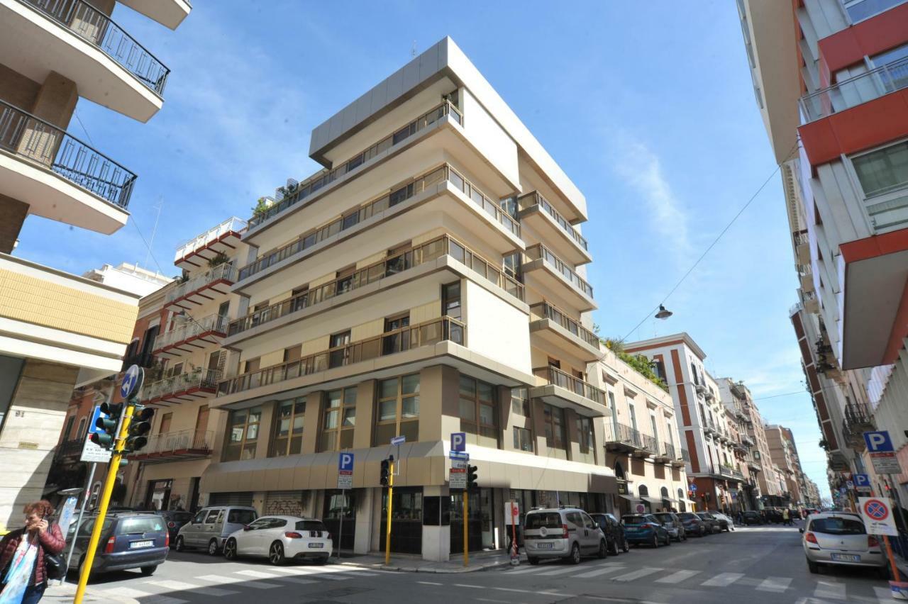 Nicola'S Apartments Бари Екстериор снимка