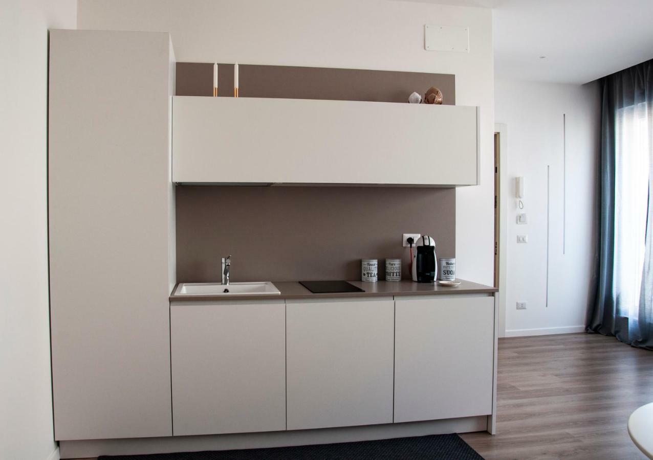 Nicola'S Apartments Бари Екстериор снимка