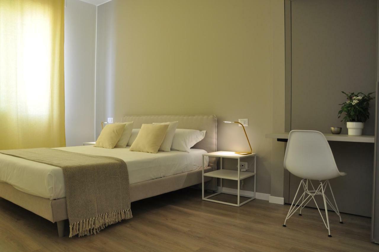 Nicola'S Apartments Бари Екстериор снимка
