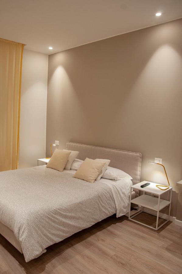 Nicola'S Apartments Бари Екстериор снимка